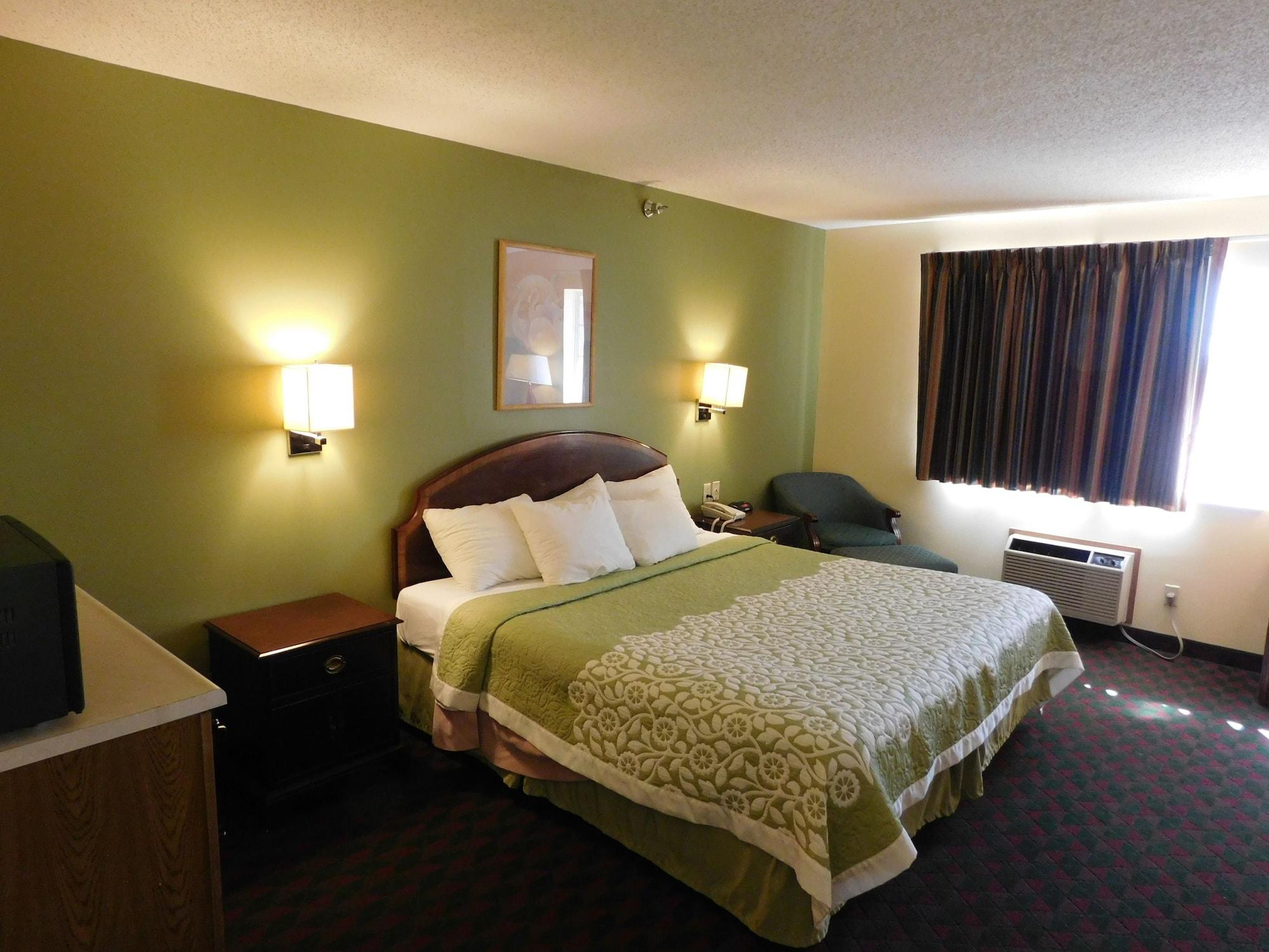 Days Inn By Wyndham Lexington Ne Екстер'єр фото
