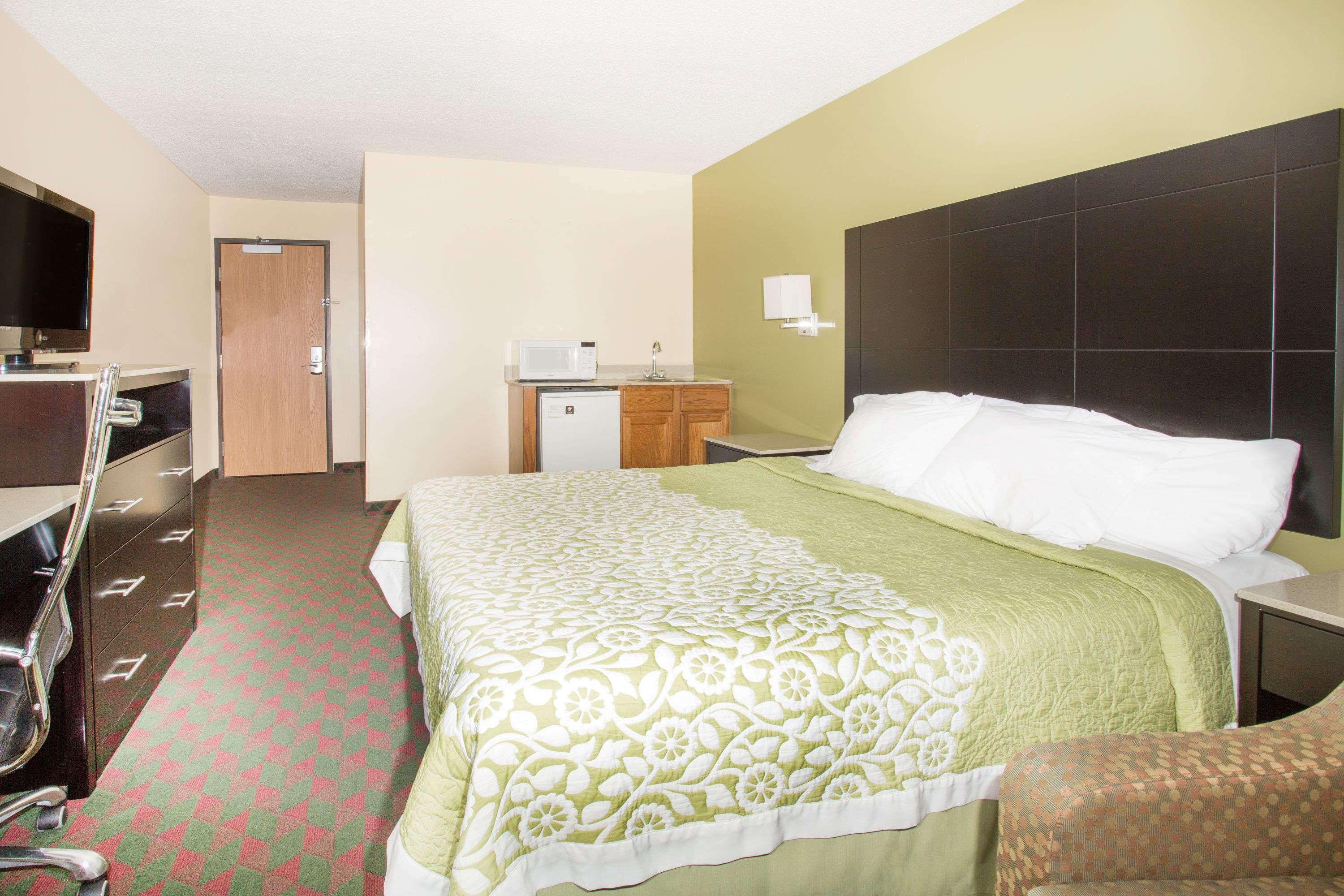 Days Inn By Wyndham Lexington Ne Екстер'єр фото